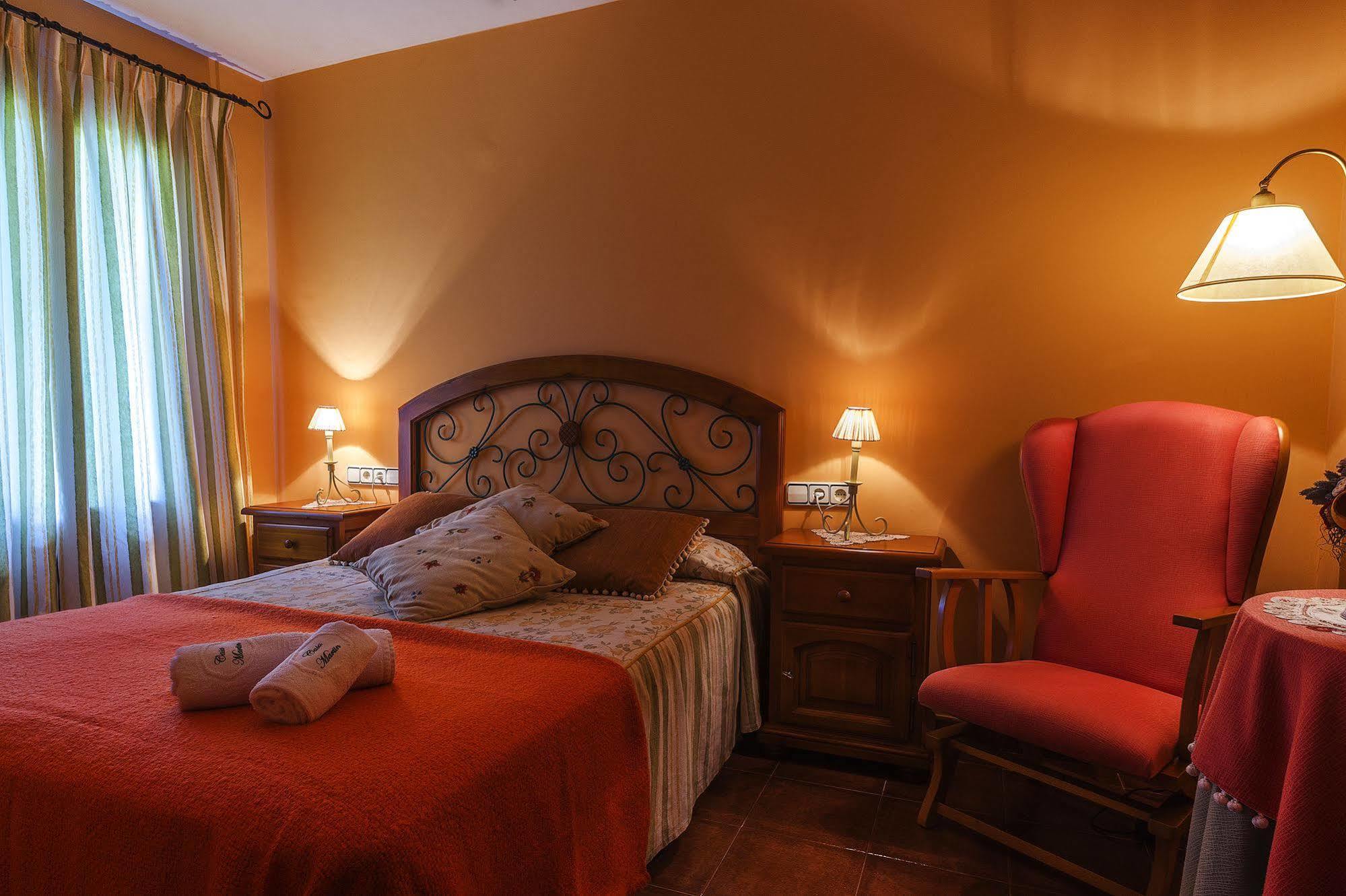 Casa Martin Ordesa Guest House Sarvise Bagian luar foto